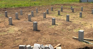 Фундамент на забивных жб сваях под ключ в Озерске - фундамент из забивных железобетонных свай цена от 3188 руб/м2